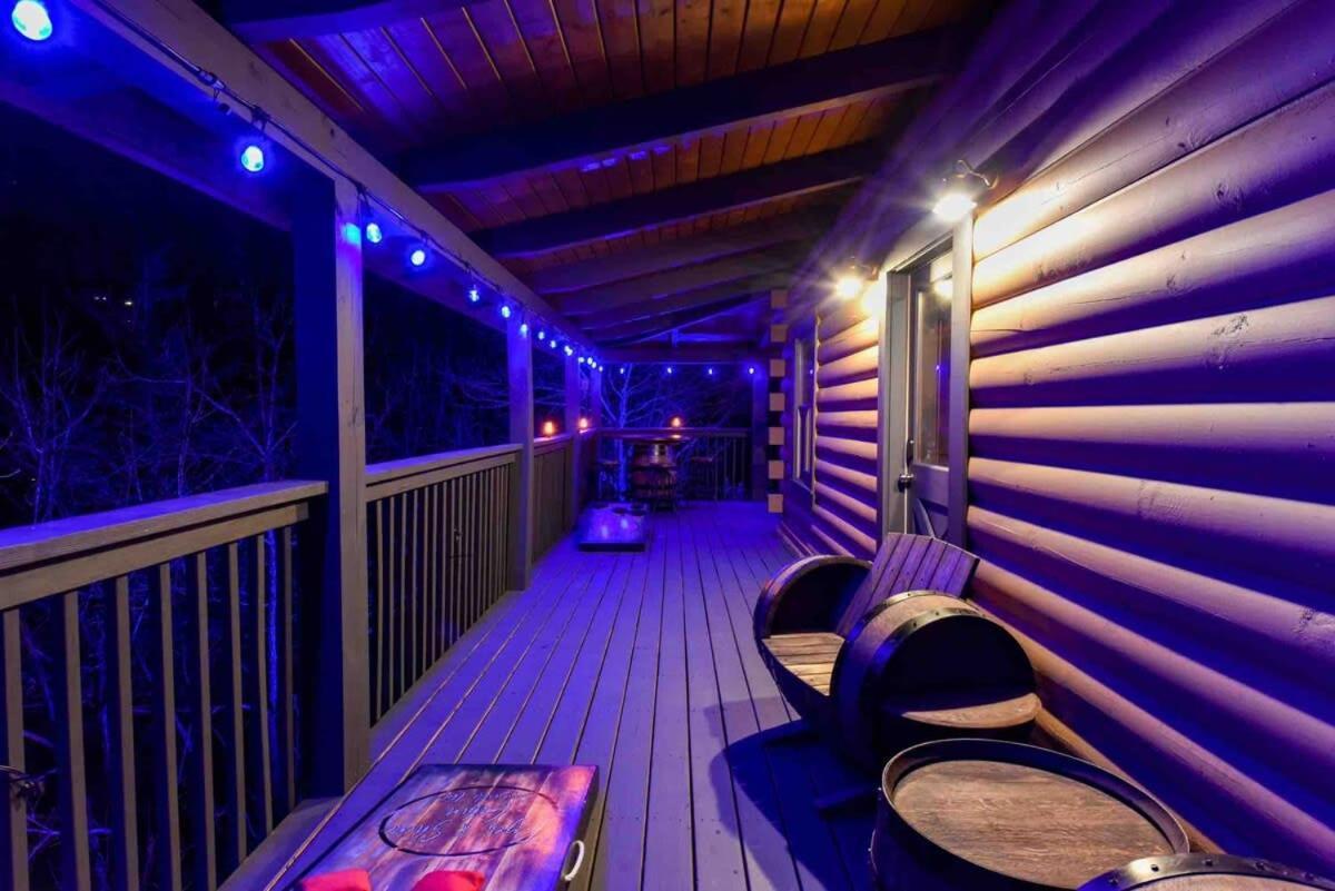 Ryes And Shine Bootlegger'S Cabin! Hot Tub* Pool* Arcade* Billiards *Ev * Pet Friendly Sevierville Exterior foto